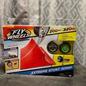 Jakks Pacific Fly Wheels Extreme Stunt Ramp Playset